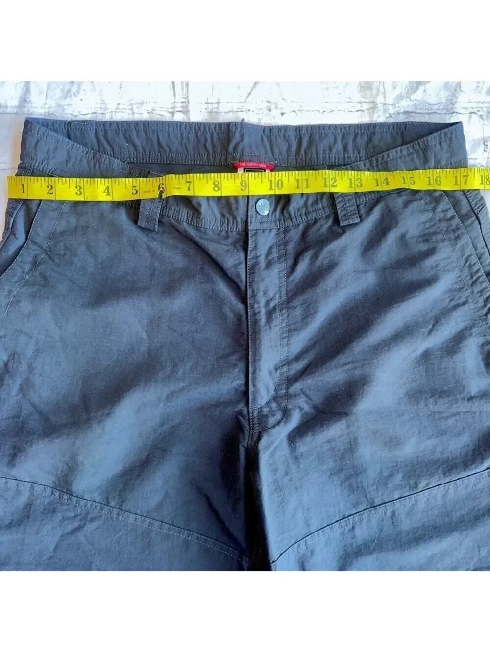 NWOT Men’s Size 36 The North Face Nylon Hiking Cargo Shorts